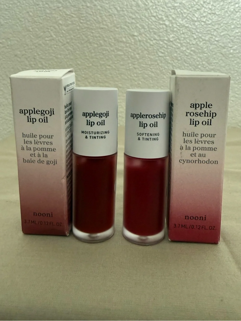 Nooni Viral Lip Oil in Applegoji & Applerosehip